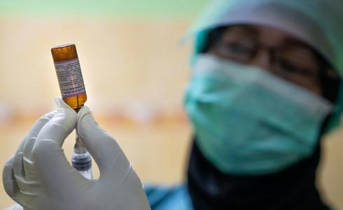 تطعيمات كورونا