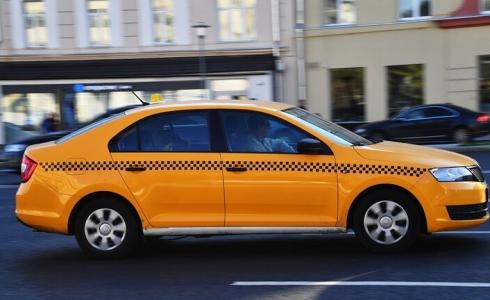 سيارة تاكسي  - تعبيرية