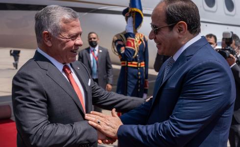 استقبال السيسي ملك الأردن في مطار القاهرة