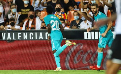 ريال مدريد يقتنص فوزًا ثمينا من فالنسيا