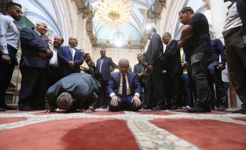 اشتية داخل الحرم الإبراهيمي