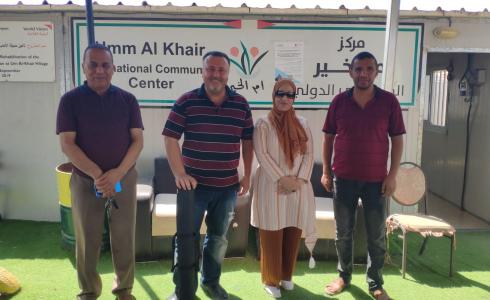 المركز الفلسطيني يعقد ورشة عمل في القرية البدوية أم الخير