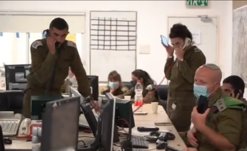 عناصر من الجيش الإسرائيلي أثناء عملية اعتقال الأسيرين كممجي وانفيعات