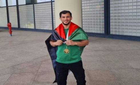 لاعب الجودو فتحي نورين