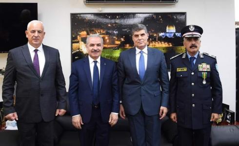 مراسم استلام وتسليم قيادة جهاز الشرطة الفلسطينية