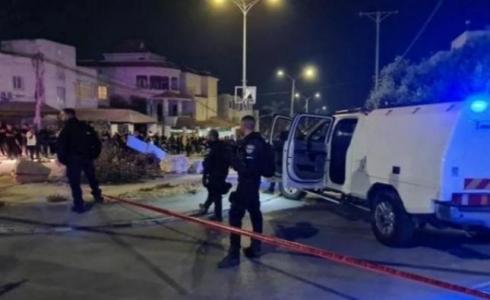 إصابة ثلاثة شبان طعنا في شجار بحيفا