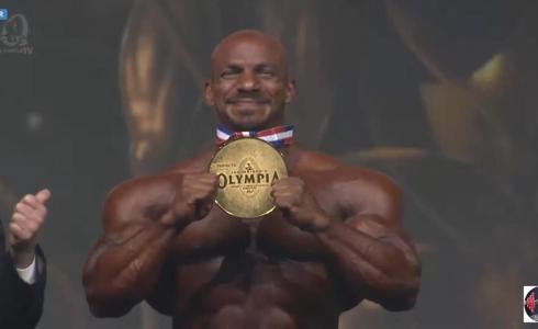 "بيج رامي" المتوّج مجددا بمستر أولمبيا 2021