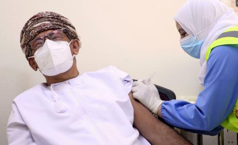 التطعيم في عُمان