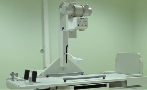 الاحتلال يمنع دخول أجهزة طبية