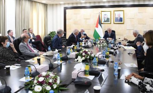 رئيس الوزراء يستقبل وفدًا من أعضاء الكونغرس الأميركي