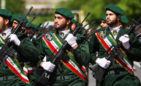 صورة أرشيفية لعناصر من الحرس الثوري الايراني