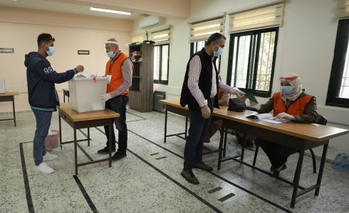 بدء عملية الاقتراع للانتخابات المحلية في فلسطين