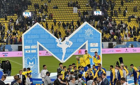 بوكا جونيورز يفوز على برشلونة ويتوج بكأس مارادونا