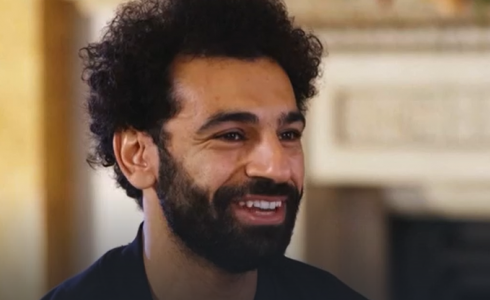 محمد صلاح نجم ولاعب ليفربول الإنجليزي