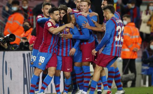 برشلونة يحقق فوزًا صعبًا على التشي في الدوري الإسباني