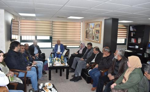 أبو هولي: نولي اهتماماً بشريحة ذوي الاحتياجات الخاصة في المخيمات