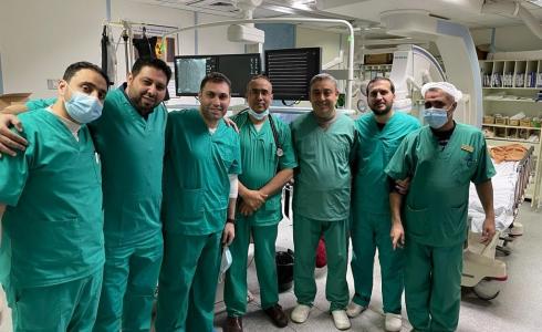 أطباء مصريون يجرون عمليات في مستشفيات قطاع غزة 