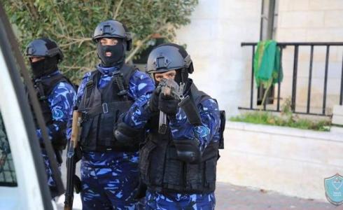 الشرطة الفلسطينية تكشف ملابسات اطلاق نار وحرق مركبة بطولكرم