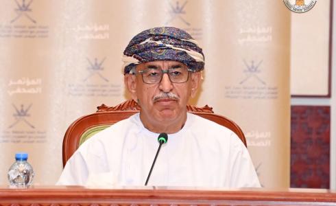 الدكتور أحمد بن محمد السعيدي وزير الصحة عضو اللجنة العليا