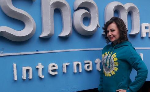 مراسلة إذاعة شام إف إم رنيم خلوف