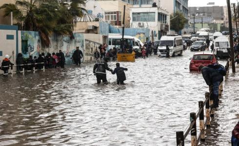 بعض المناطق غرفت بفعل الأمطار في غزة اليوم