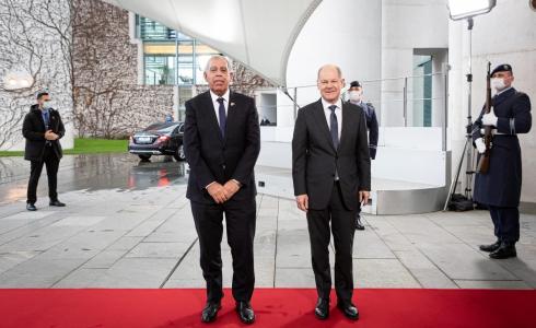 اجتماع عضو الكنيست مع المستشار الألماني