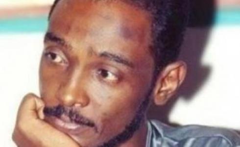 الفنان السوداني محمود عبد العزيز