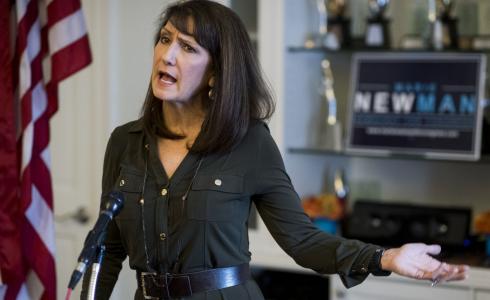 عضو الكونغرس الأميركي ماري نيومان