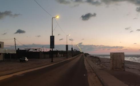 انارة جسر وادي غزة البحري