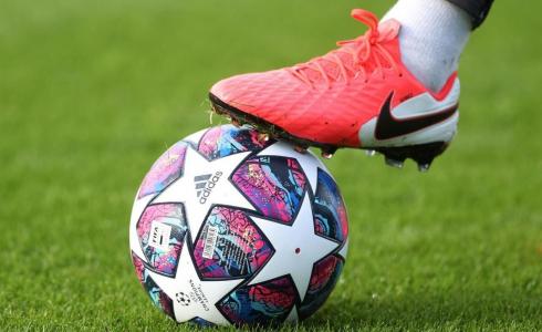 كرة قدم - تعبيرية