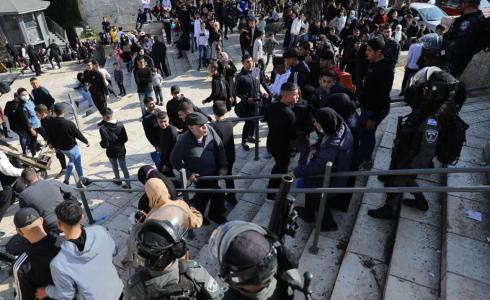 إصابات واعتقالات خلال قمع الاحتلال احتفالية "الإسراء والمعراج" في القدس