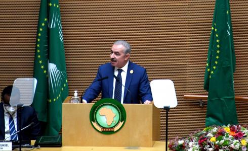 رئيس الوزراء محمد اشتية خلال كلمته أمام القمة الأفريقية