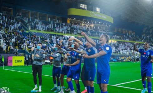 الهلال يقسو على النصر برباعية نظيفة