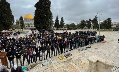 صلاة الجمعة في المسجد الأقصى