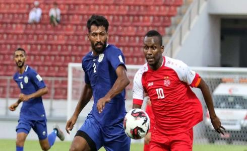 مباراة نزوى وظفار على قناة عمان الرياضية بث مباشر