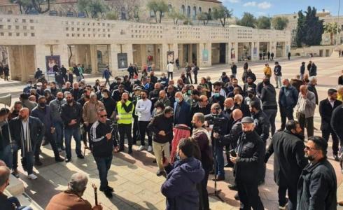 وقفة احتجاجية للفلسطينيين أمام بلدية الاحتلال في القدس المحتلة