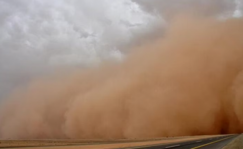 عاصفة رملية