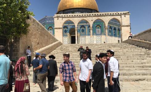 اقتحام للمسجد الأقصى من قبل صهاينة.jpg