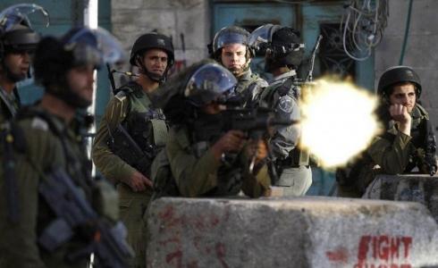 جيش الاحتلال يطلق الرصاص الحي تجاه الفلسطينيين- أرشيفية