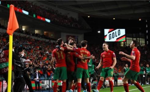 البرتغال تدك شباك تركيا بثلاثة أهداف