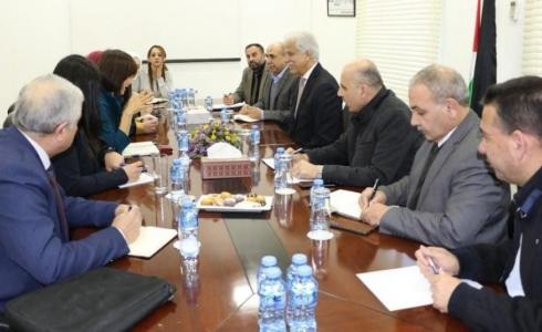 استقبال وزير التربية والتعليم أ.د. مروان عورتاني لوفد رفيع المستوى من البنك الدولي برئاسة المدير الإقليمي للتنمية البشرية في البنك الدولي د. كيكو ميوا.