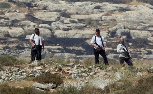 مستوطنون يطلقون الرصاص على مركبات الفلسطينيين - صورة توضيحية
