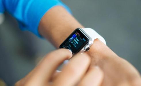 ساعات إلكترونية