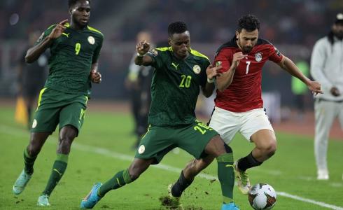صورة من مباراة مصر والسنغال.