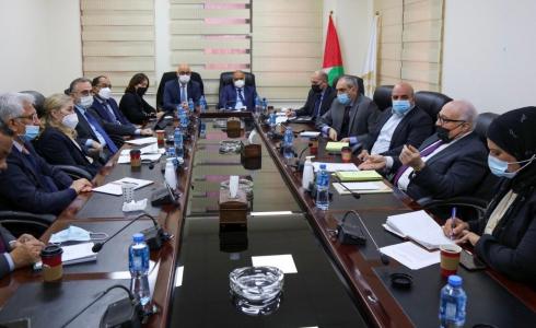 بشارة يستقبل وفدا من البنك الدولي