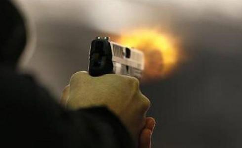  المباحث العامة في رفح تُوقف مطلق نار وتصادر سلاحه