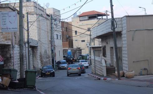 انقطاع الكهرباء عن أحياء بالناصرة بعد انفجار أحد أعمدة الكهرباء