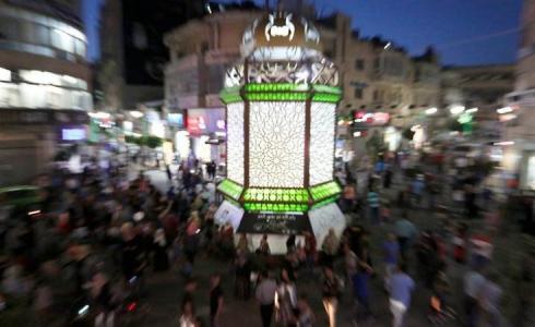 إضاءة فانوس رمضان في رام الله - أرشيفية