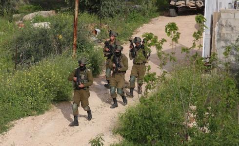 جنود الاحتلال في بلدة سلواد