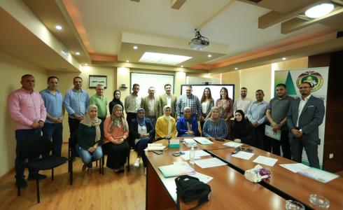 حفل تخرج دورة تدريب مدربين (ToT)   في  جامعة القدس المفتوحة